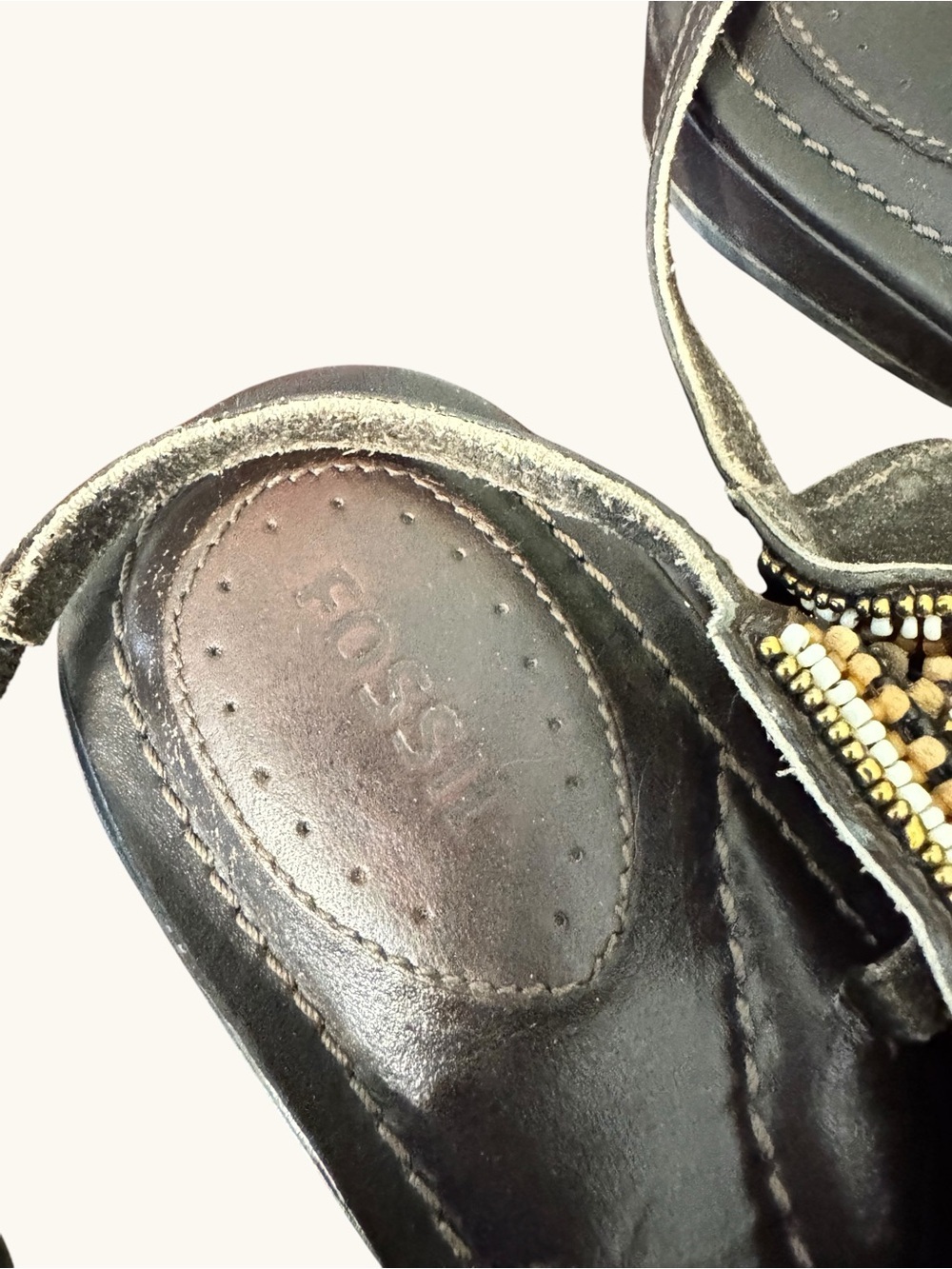 Fossil Size 10 Brown Beaded Leather Thong Sandals Boho Slingback Gladiator - Picture 6 of 11